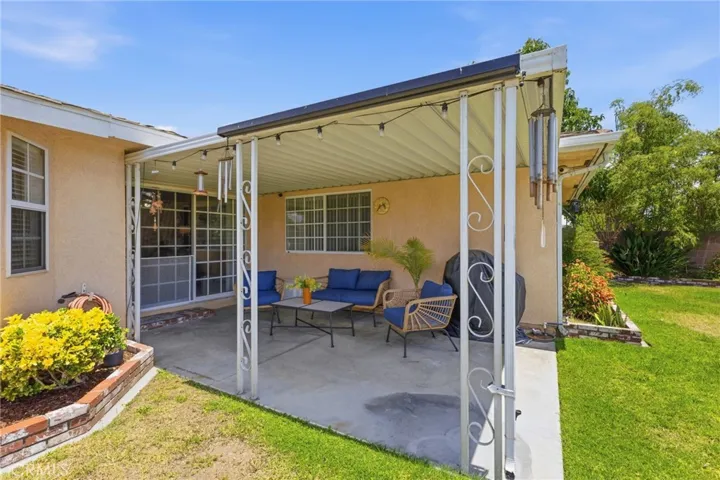 10140 Lindale, Bellflower, California 90706