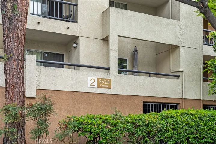 5525 Canoga Avenue 218, Woodland Hills, California 91367