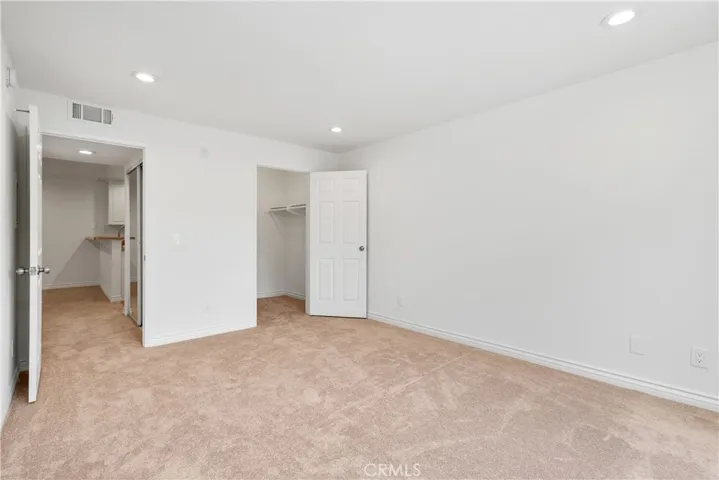 5525 Canoga Avenue 218, Woodland Hills, California 91367