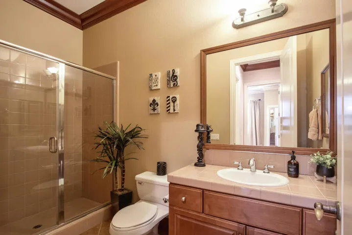 29-Bathroom