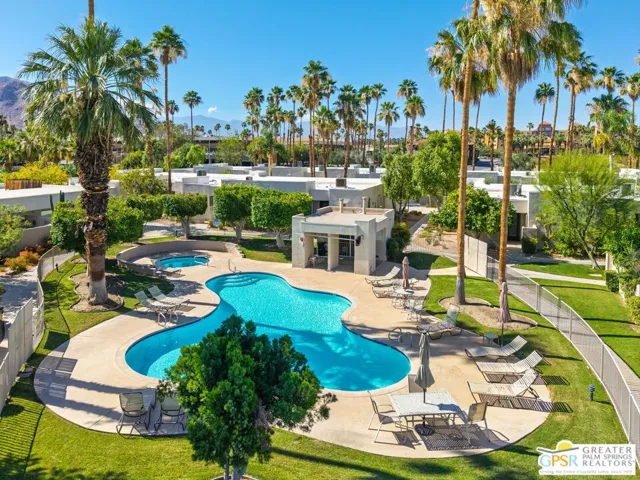 805 E Arenas Road, Palm Springs, California 92262