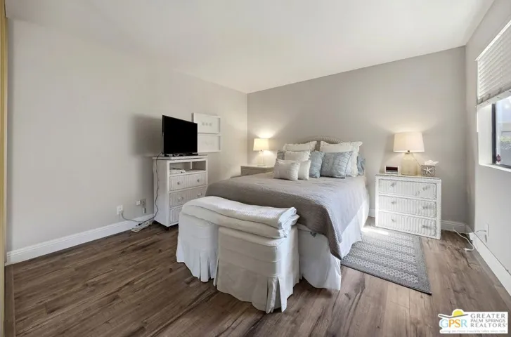 805 E Arenas Road, Palm Springs, California 92262