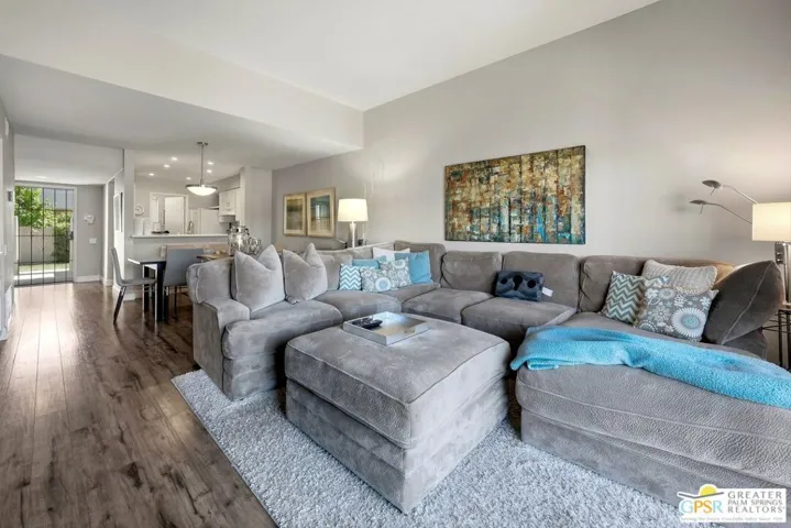 805 E Arenas Road, Palm Springs, California 92262