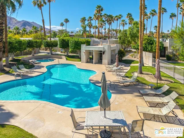 805 E Arenas Road, Palm Springs, California 92262