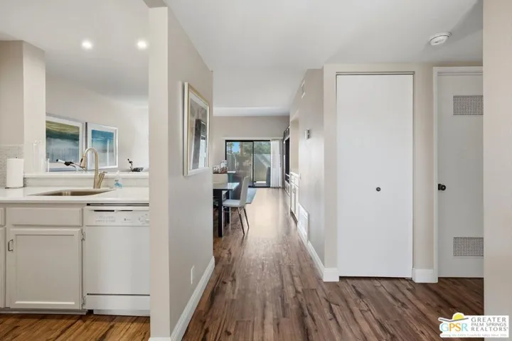 805 E Arenas Road, Palm Springs, California 92262