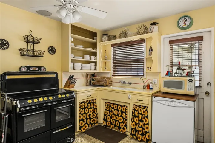 20282 Bayview, Newport Beach, California 92660