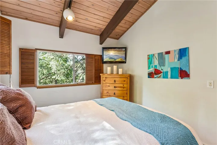 Rear Upper Guest Room