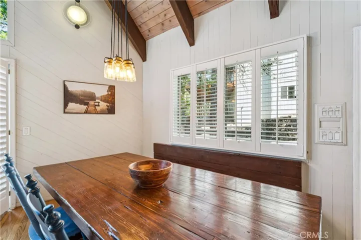 Stunning Dining Table