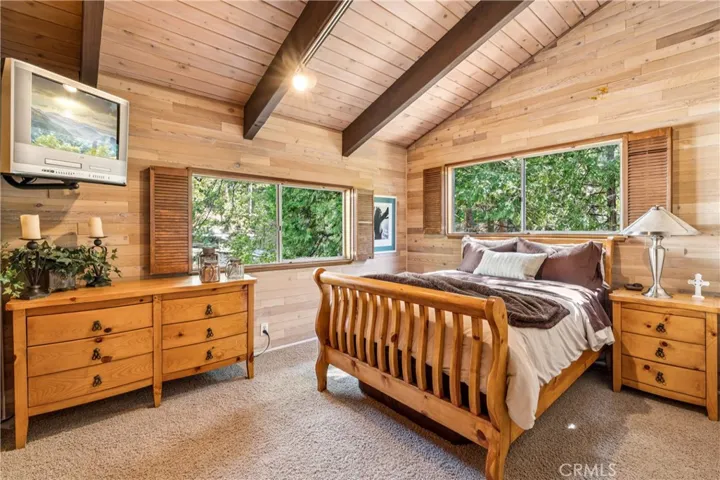 Front Upper Guest Room