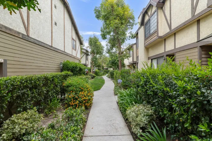 21125 Lassen Street 2, Chatsworth, California 91311
