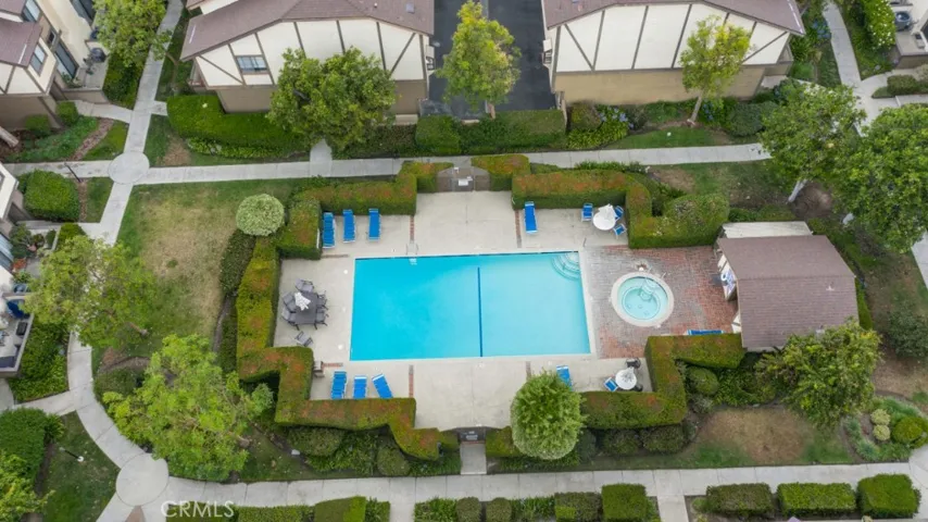 21125 Lassen Street 2, Chatsworth, California 91311