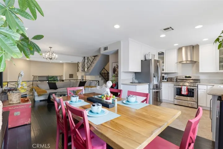 21125 Lassen Street 2, Chatsworth, California 91311