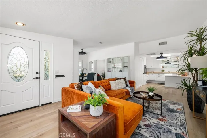 13721 Alderwood Lane 28f, Seal Beach, California 90740