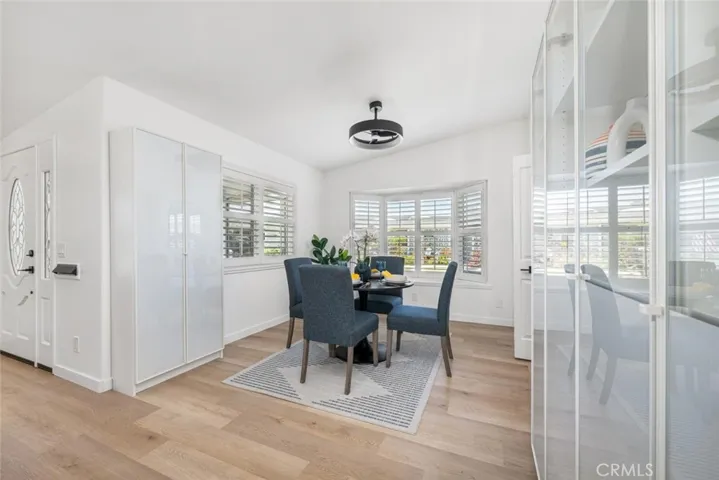13721 Alderwood Lane 28f, Seal Beach, California 90740