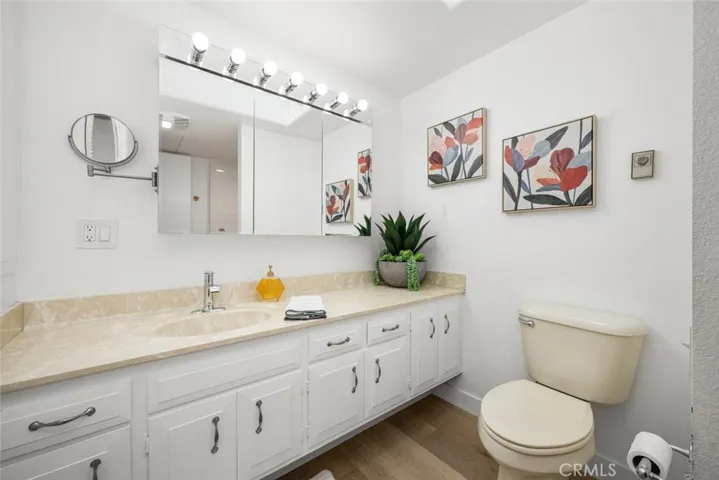 13721 Alderwood Lane 28f, Seal Beach, California 90740