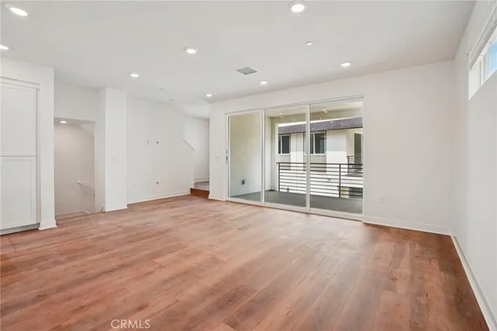 Great room on second floor. Appliances included.