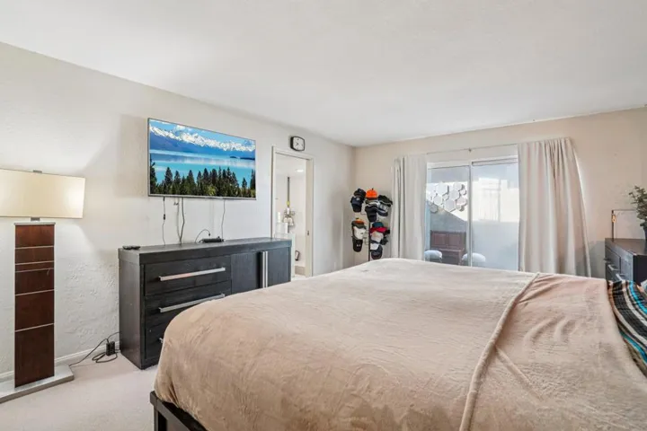 25-web-or-mls-Yucca Tree Dr-S3012-025