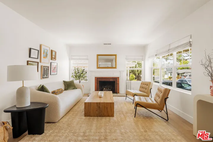 6332 W 84th Place, Los Angeles, California 90045