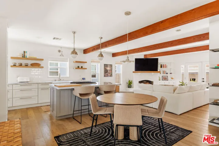 6332 W 84th Place, Los Angeles, California 90045
