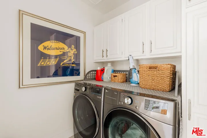 6332 W 84th Place, Los Angeles, California 90045