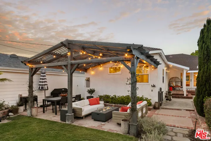 6332 W 84th Place, Los Angeles, California 90045