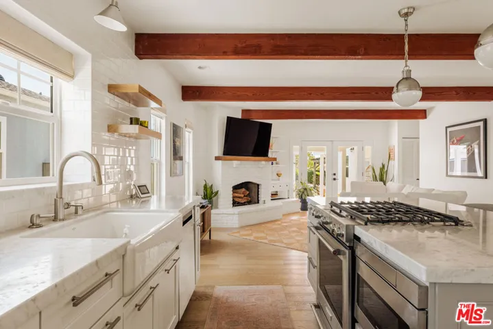 6332 W 84th Place, Los Angeles, California 90045