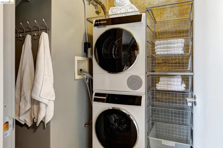 State of art ventless Bosch washer & dryer