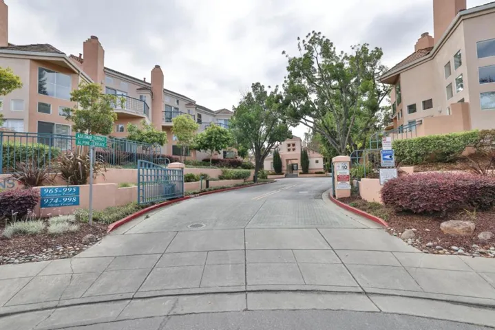 970 Asilomar Terrace 3, Sunnyvale, California 94086