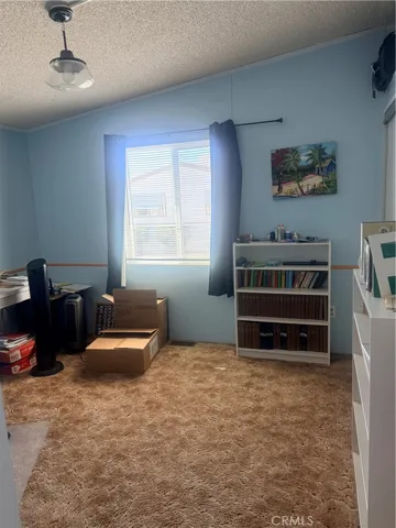 13393 Mariposa Rd. 50, Victorville, California 92395
