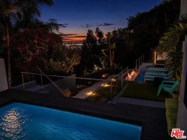 8380 Hollywood, Los Angeles, California 90069