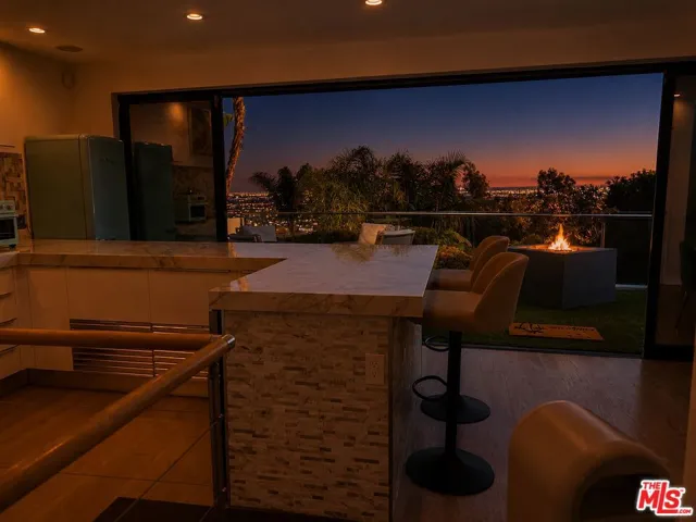8380 Hollywood, Los Angeles, California 90069