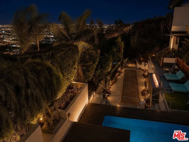 8380 Hollywood, Los Angeles, California 90069