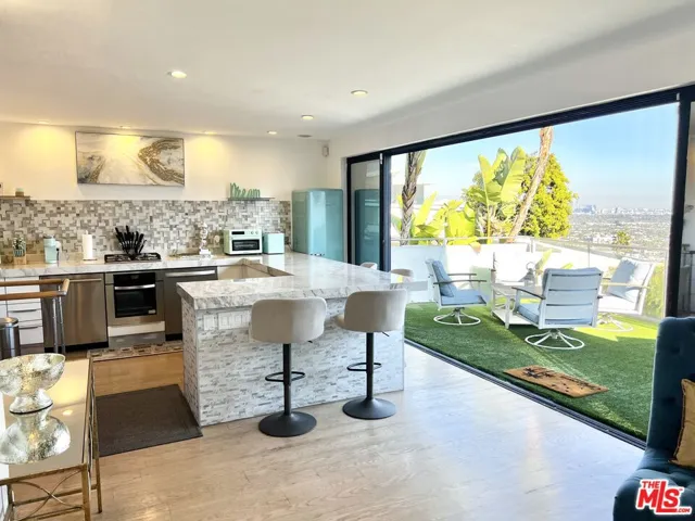 8380 Hollywood, Los Angeles, California 90069