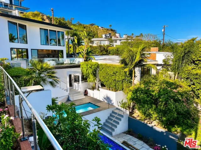 8380 Hollywood, Los Angeles, California 90069