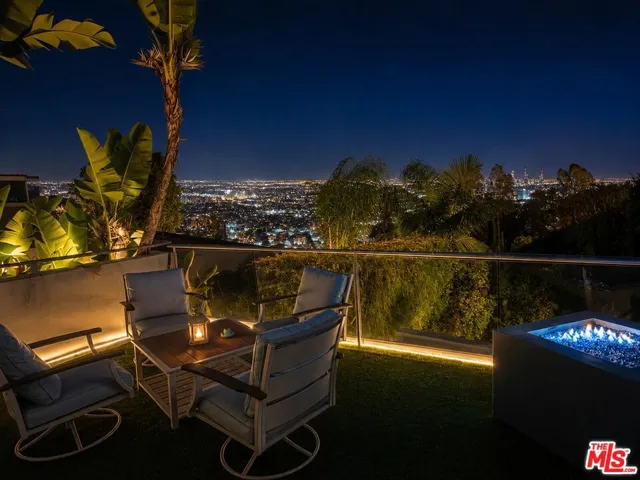 8380 Hollywood, Los Angeles, California 90069