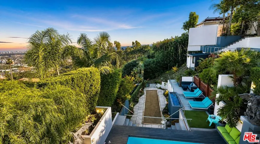 8380 Hollywood, Los Angeles, California 90069