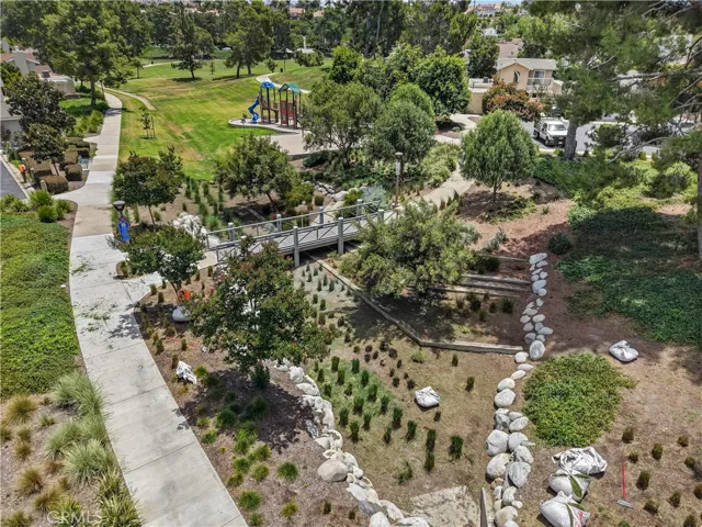HOA Amenities: Playground, walking paths and manicured grounds.