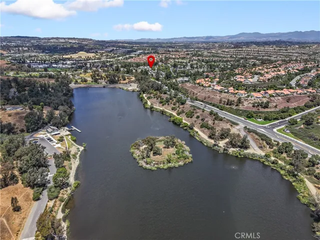 HOA Amenity: Serene lake.