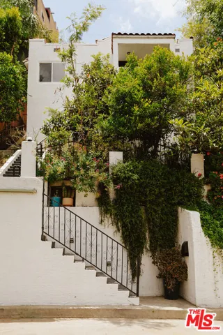 2645 Onyx Drive, Los Angeles, California 90032