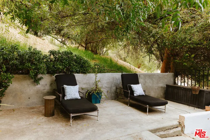 2645 Onyx Drive, Los Angeles, California 90032