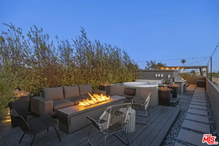 406 Grand Boulevard, Venice, California 90291
