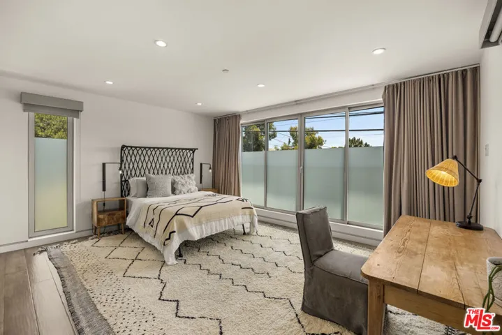 406 Grand Boulevard, Venice, California 90291