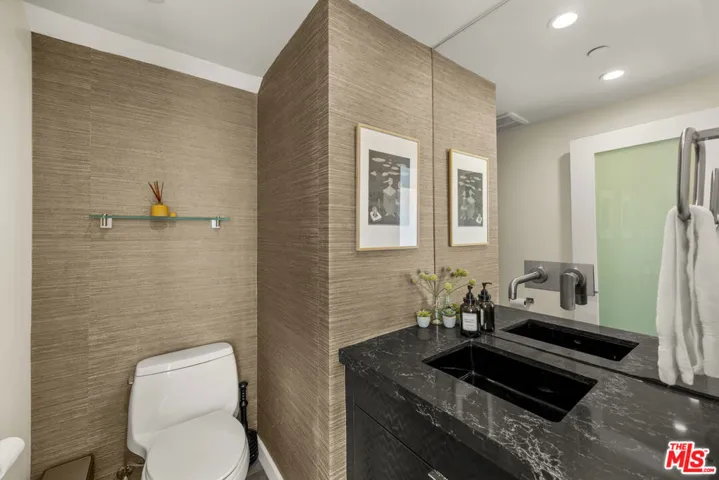 406 Grand Boulevard, Venice, California 90291