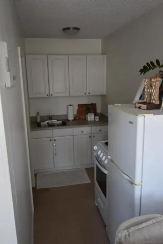 827 Opal Street, San Diego, California 92109