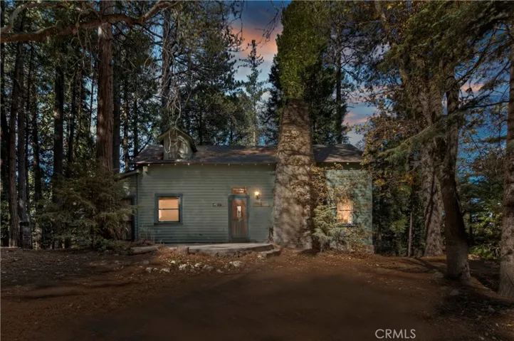 648 Crest Estates Drive, Lake Arrowhead, California 92352