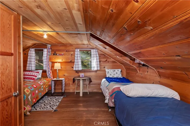648 Crest Estates Drive, Lake Arrowhead, California 92352