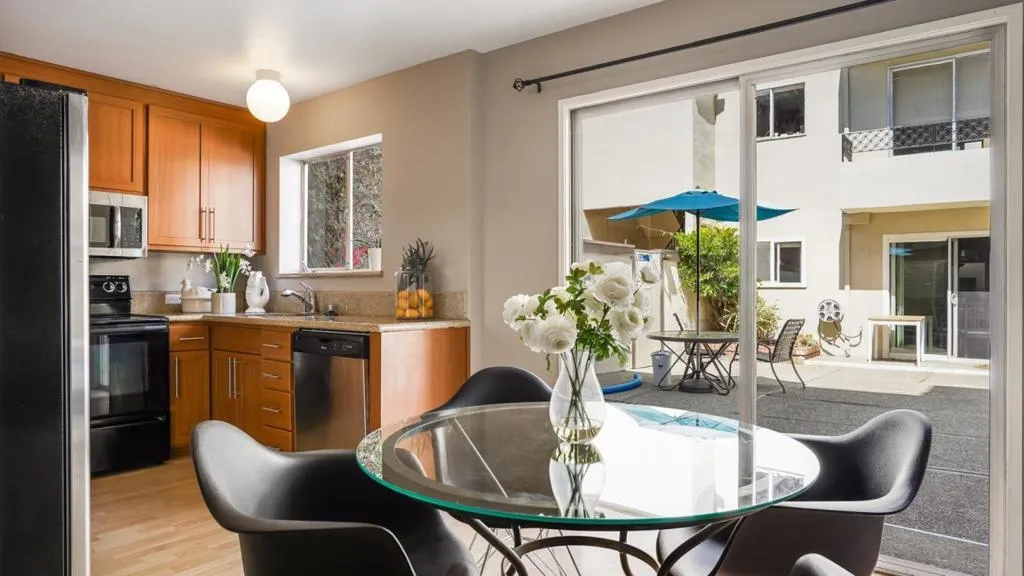 Dining area poolside