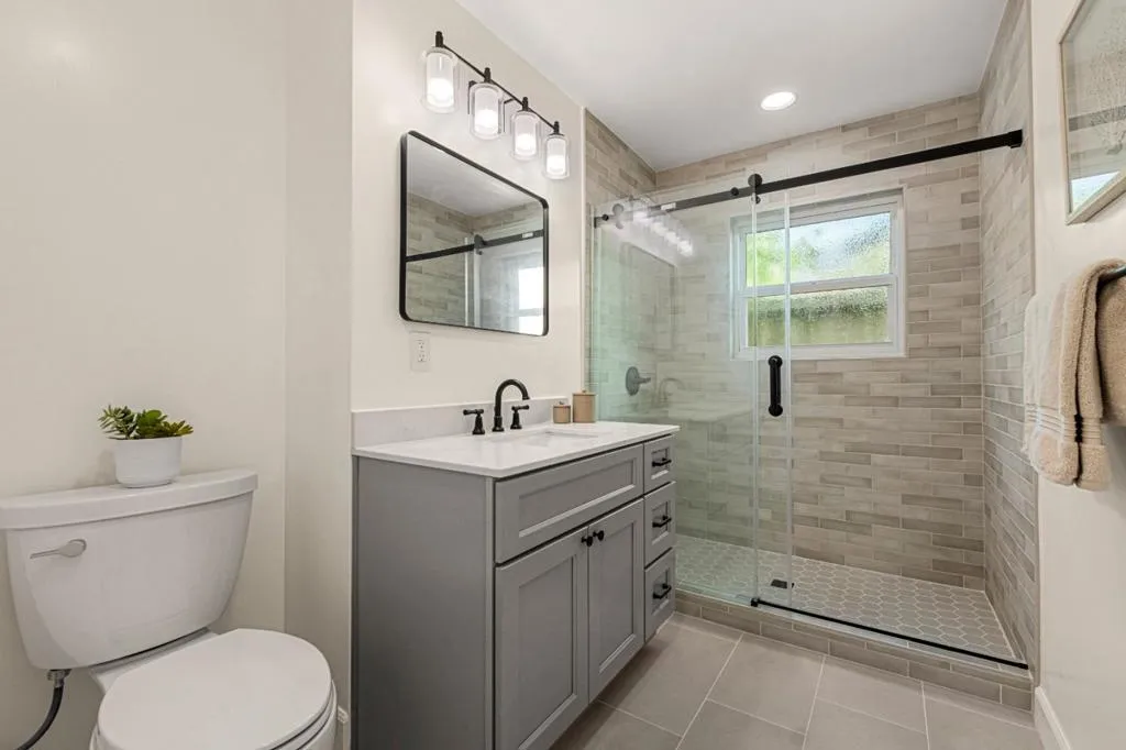 Full Bathroom Downstairs
