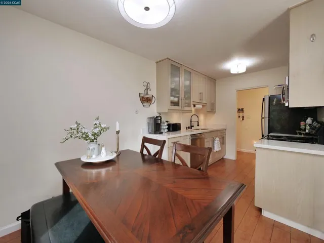 Appliances all stay!