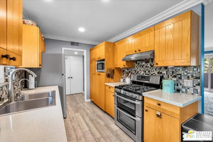 2396 S Palm Canyon Drive 23, Palm Springs, California 92264